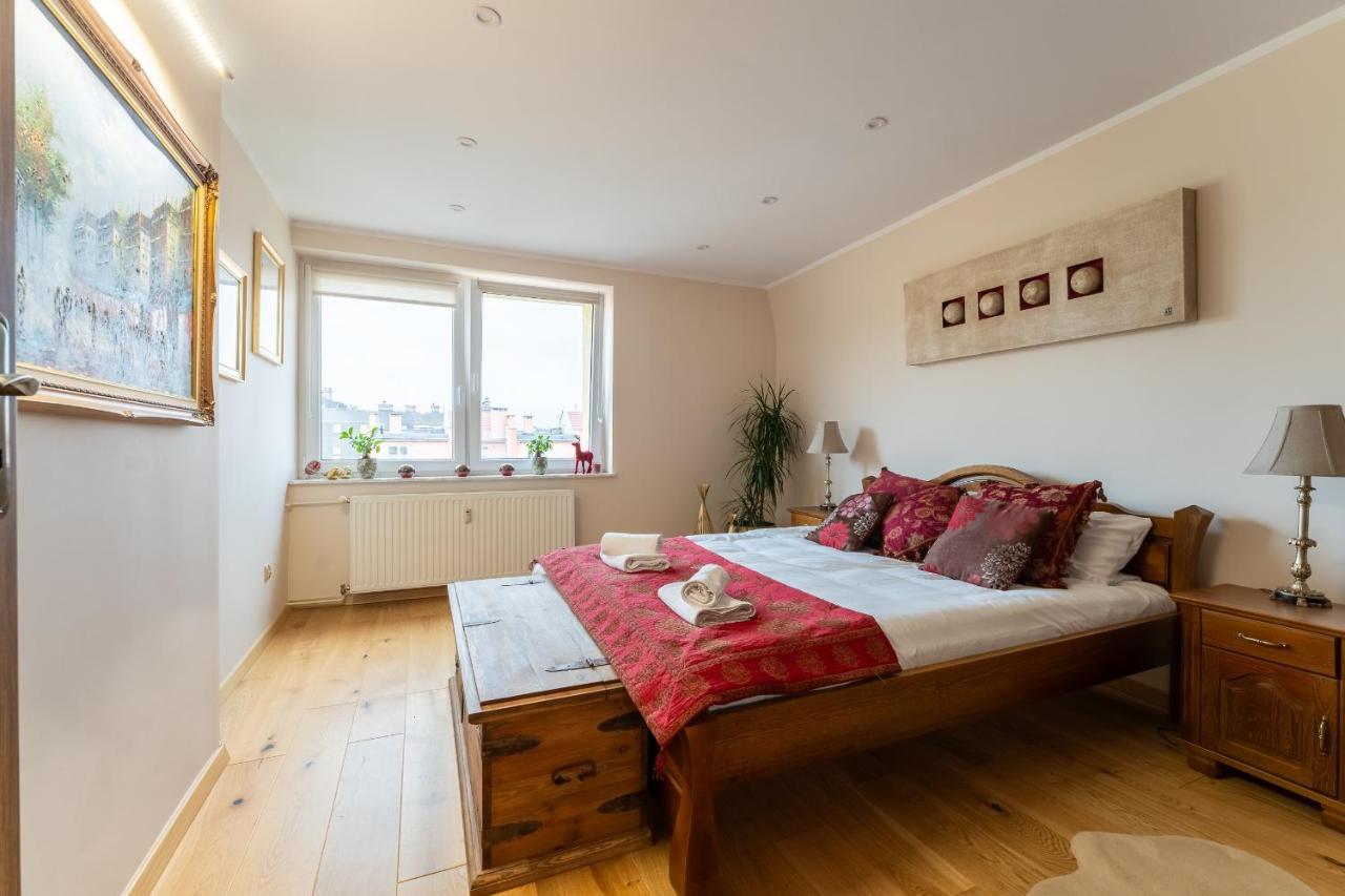 Apartament Zloty Jelonek - 4 Osobowy Na Placu Ratuszowym - Space Apart Jelenia Góra Εξωτερικό φωτογραφία