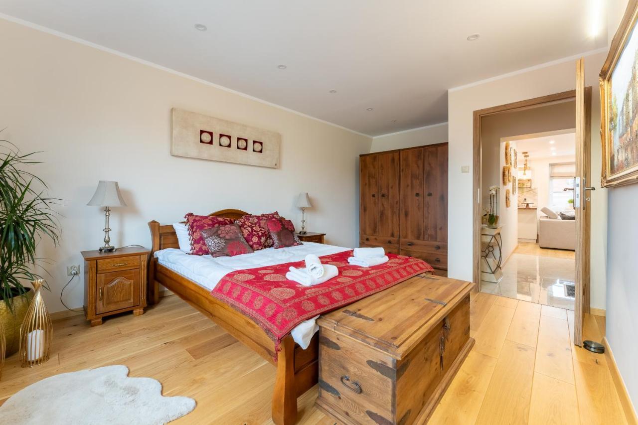 Apartament Zloty Jelonek - 4 Osobowy Na Placu Ratuszowym - Space Apart Jelenia Góra Εξωτερικό φωτογραφία